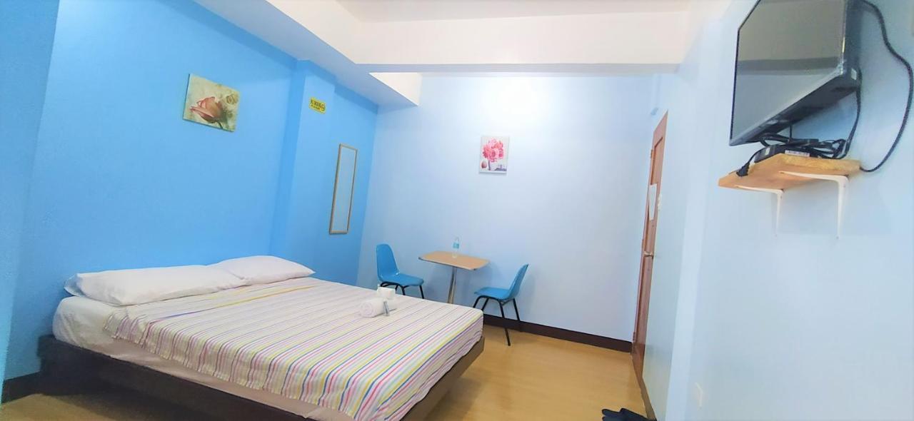 Jb Valdres Apartment Manila Exteriör bild