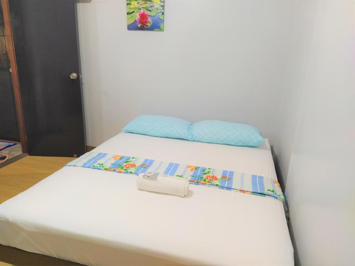 Jb Valdres Apartment Manila Exteriör bild