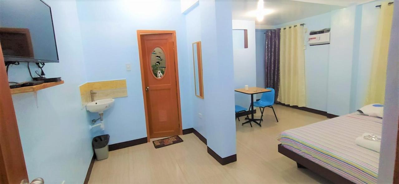 Jb Valdres Apartment Manila Exteriör bild